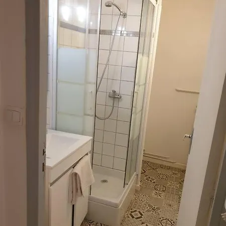 Avec Place De Parking Lägenhet *