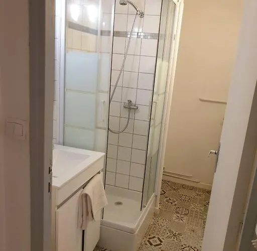 Avec Place De Parking Lägenhet *